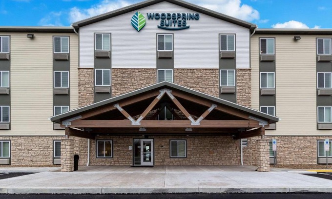 Harrisburg Hotel | WoodSpring Suites Harrisburg Linglestown