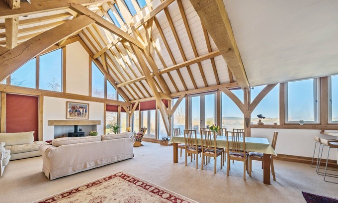 Littlebredy Haus | Wylye Croft -sleeps 8 guests in 4 bedrooms