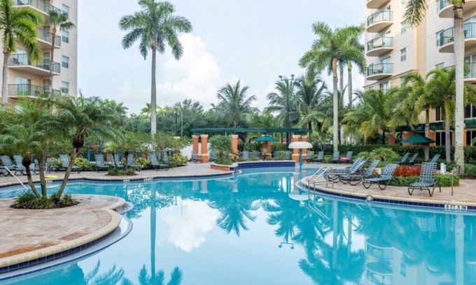 Survey Creek Eigentumswohnung | Wyndham Palm-Aire - Luxurious 2 Bedroom Condo