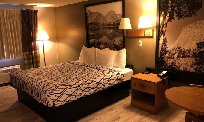 Sheridan Hotel | Wyo Inn