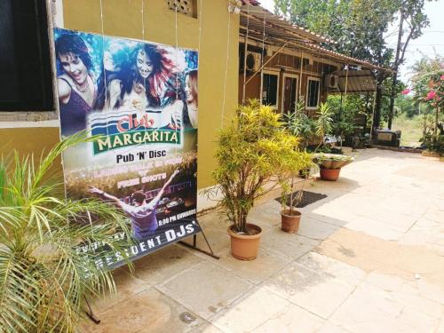 Colva Haus | Xavier's guesthouse Wi-Fi and Villa