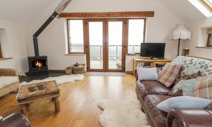 Machynlleth Haus | Y Daflod