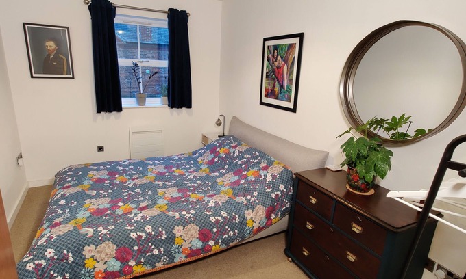 Yarm Wohnung | YARM centre apartment with free parking.