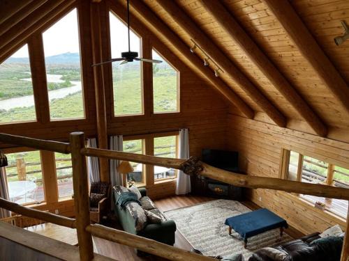 Clark Haus | Yellowstone River! Mountain Views!