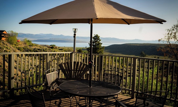 Lee Vining Hotel | Yosemite Gateway Motel