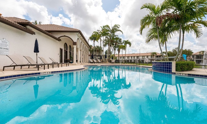 Delray Beach Wohnung | Your Delray Beach Oasis: Lakeview