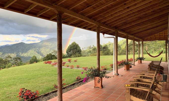 Jardin Haus | Jardin, Kolumbien Ferienwohnung, Kaffee-Touren, Öko-Touren