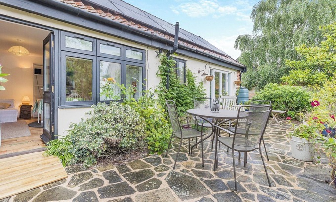 East Dereham Hütte | Your perfect retreat where luxury meets nature.