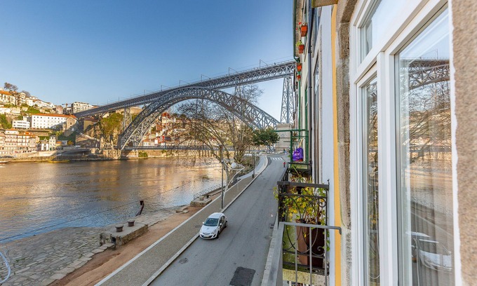 Santa Marinha Wohnung | YOUROPO - Ribeira Gaia