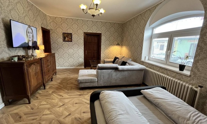 Poprad-Velka Haus | Zámoček Staré Časy