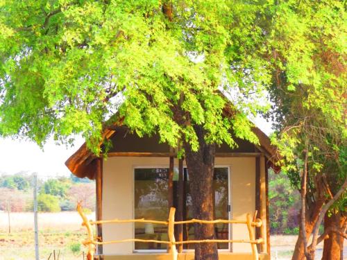 Zambezi Region Kabine | Zambezi King Fisher Lodge