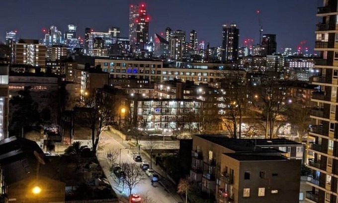 De Beauvoir Wohnung | zone 2 central London next to City, Balcony with views of London skyline