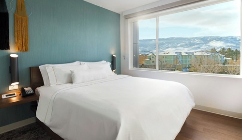 Suite, 1 Schlafzimmer (Mobility/Hearing Access, Roll-In Shwr)