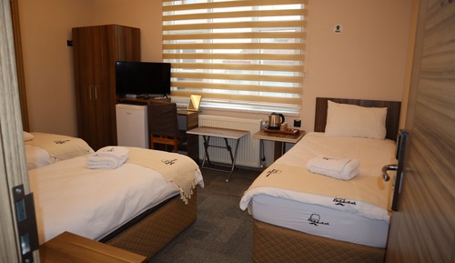 Business-Dreibettzimmer