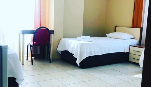 Economy-Dreibettzimmer