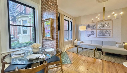 Luxury-Apartment