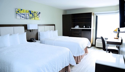 Deluxe-Zimmer, 2 Doppelbetten, Nichtraucher (Walk-in Shower)
