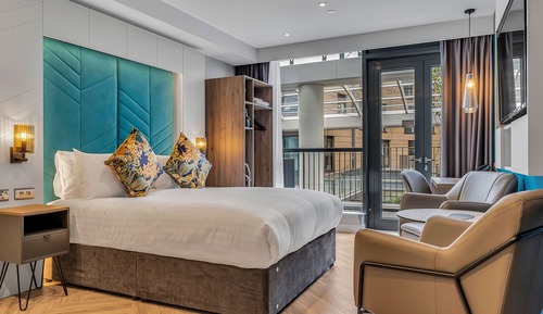 City-Studio (Smart Studio with Balcony)