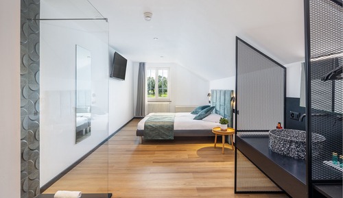 Doppelzimmer, Flussblick