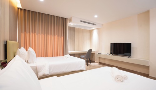 Basic-Doppel- oder -Zweibettzimmer