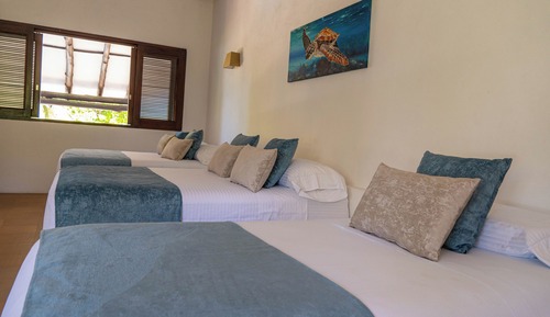 Familienzimmer, Poolblick