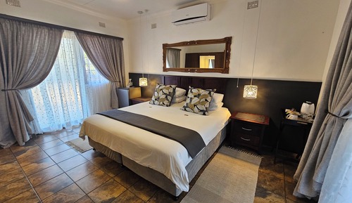 Deluxe-Doppel- oder -Zweibettzimmer, 1 Schlafzimmer, Balkon, Parkblick