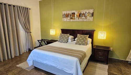 Deluxe-Doppel- oder -Zweibettzimmer, 1 Schlafzimmer, Terrasse, Gartenblick