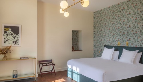 Junior-Doppelzimmer, 1 King-Bett, Gartenblick