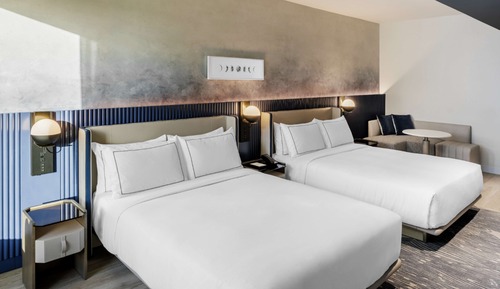 Zimmer, 2 Queen-Betten (Hearing)