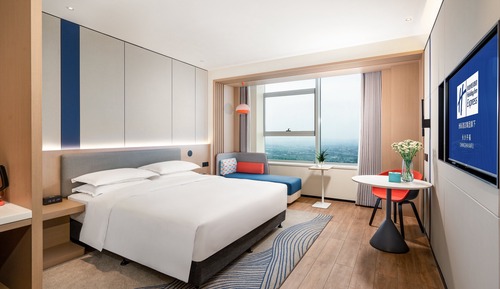 Standardzimmer, 1 King-Bett, Flussblick
