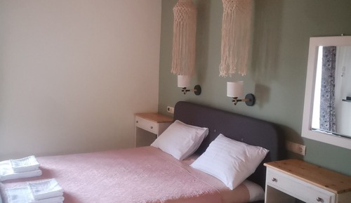 Traditional-Apartment