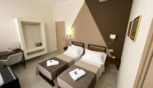 Comfort-Doppel- oder -Zweibettzimmer