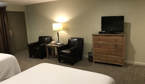 Classic 2 Queen Beds, Patio