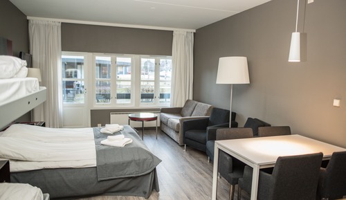 Familienzimmer, Mehrere Betten