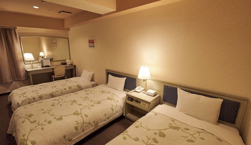 Dreibettzimmer, Nichtraucher