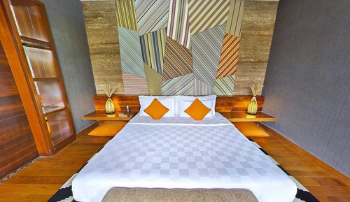 2 BR TSky Rooftop Villa Private Pool (Standard Check Out at 2:00 PM)