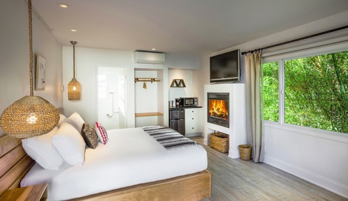 Standardzimmer, 1 King-Bett, Kamin, Poolblick (Upstairs)