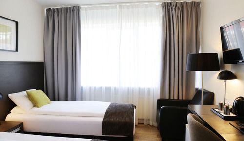 Standard-Doppel- oder -Zweibettzimmer