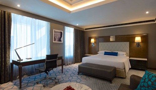 Suite, 1 King-Bett (Regency)