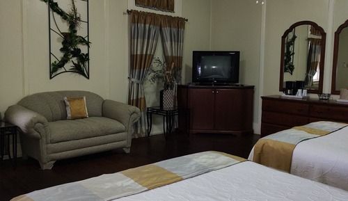 Deluxe-Zimmer, 2 Queen-Betten, Balkon, eingeschränkter Meerblick