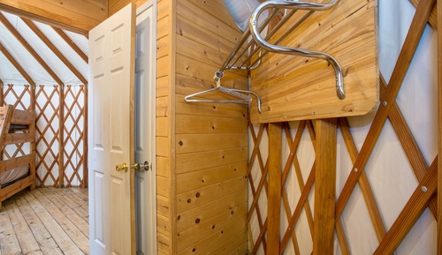 Studio, Nichtraucher, Flussblick (River Yurt , Linens Included)
