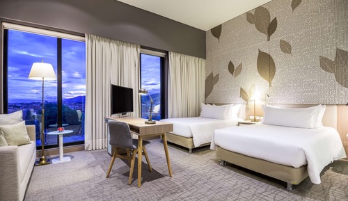 Premium-Zimmer (Extra Bed 2 adults + 1 child)