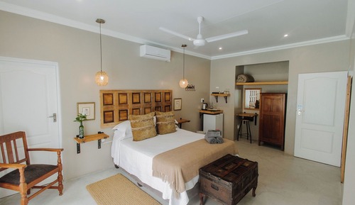 Standard Double Room with Pool access
