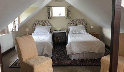 Twin Room, Ensuite (The Orchard Room)