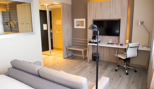 Quarto Luxo Queen -Não Fumante