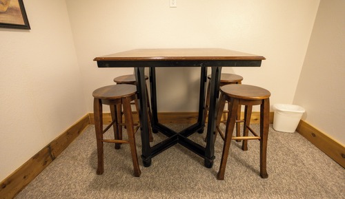 The Wanderer (1st floor)