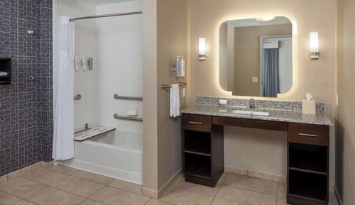 Suite, 1 King-Bett, barrierefrei, Badewanne