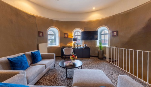 Suite, 1 Queen-Bett, Stadtblick (Turmsuite)