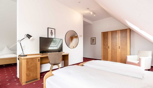 Standard-Dreibettzimmer