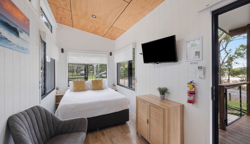 Zimmer (Tiny Home - Sleeps 2 - Dog Friendly)